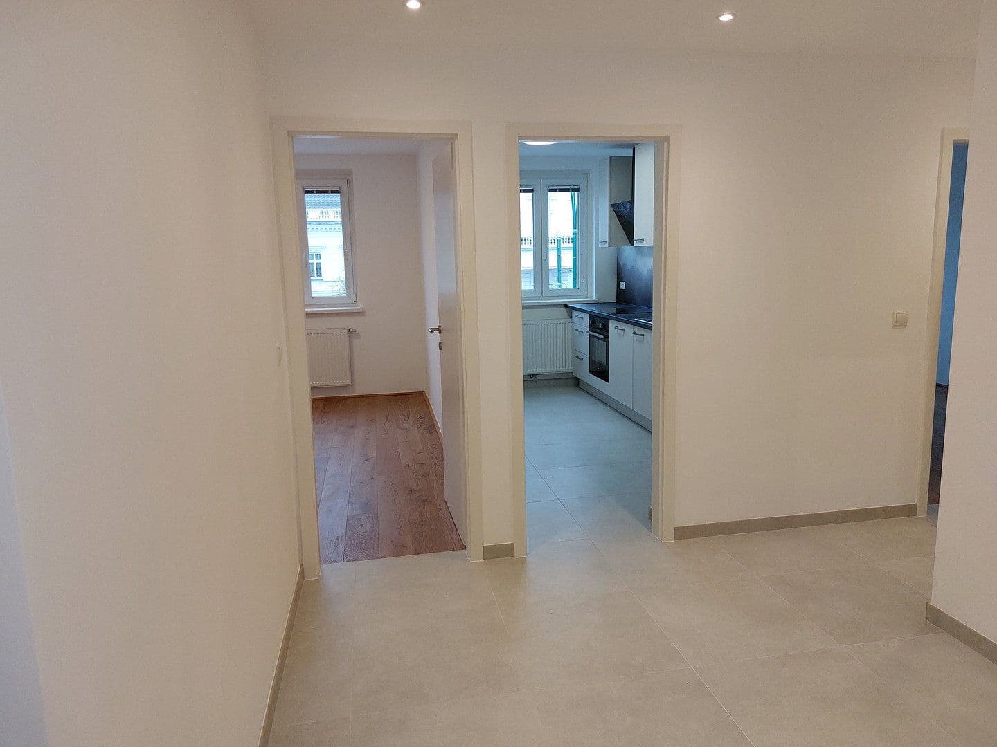 Pronájem bytu 3+1 70 m², Nußdorfer Platz 1-2A, Wien, Wien Pronájem bytu 3+1 70 m², Nußdorfer Platz 1-2A, Wien, Wien