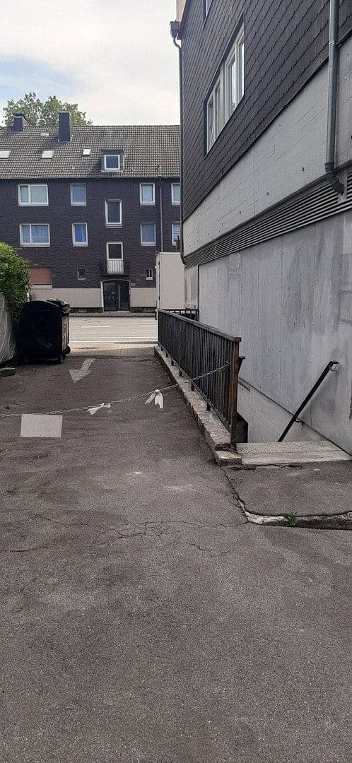 Pronájem nebytového prostoru 250 m², Bochum, Severní Porýní-Vestfálsko Pronájem nebytového prostoru 250 m², Bochum, Severní Porýní-Vestfálsko