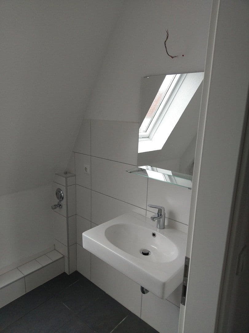 Pronájem bytu 2+1 40 m², Kiel, Šlesvicko-Holštýnsko Pronájem bytu 2+1 40 m², Kiel, Šlesvicko-Holštýnsko