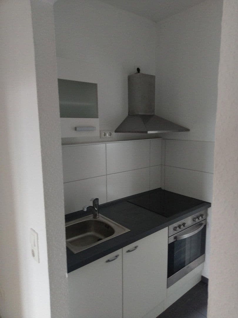 Pronájem bytu 2+1 40 m², Kiel, Šlesvicko-Holštýnsko Pronájem bytu 2+1 40 m², Kiel, Šlesvicko-Holštýnsko