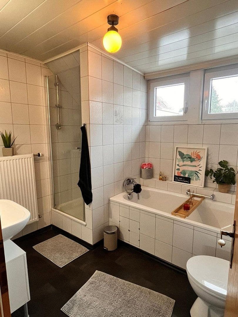 Prodej domu 160 m², pozemek 513 m², Maxhütte-Haidhof, Bavorsko Prodej domu 160 m², pozemek 513 m², Maxhütte-Haidhof, Bavorsko