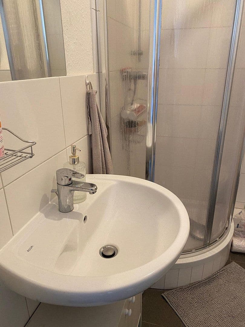 Pronájem bytu 1+1 33 m², Erfurt, Durynsko Pronájem bytu 1+1 33 m², Erfurt, Durynsko