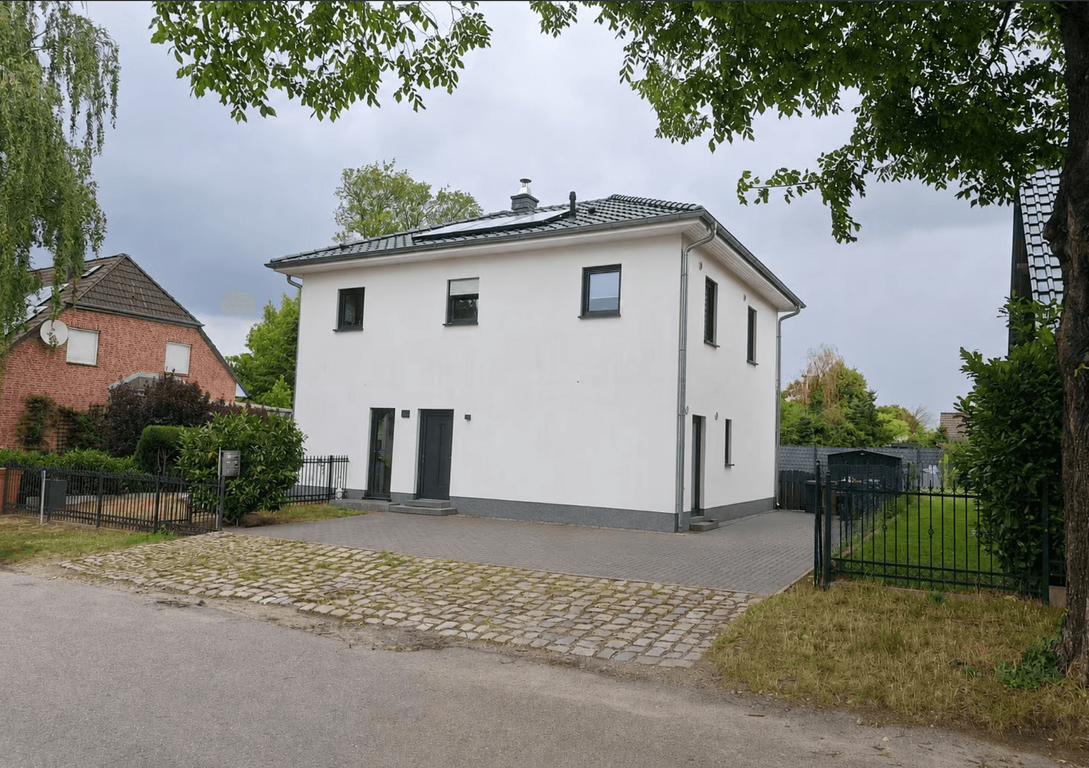 Prodej domu 152 m², pozemek 588 m², Hamburger Str. 18, Panketal, Braniborsko Prodej domu 152 m², pozemek 588 m², Hamburger Str. 18, Panketal, Braniborsko