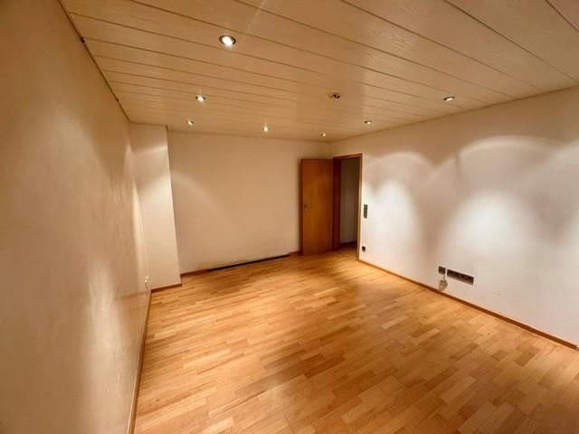 Prodej bytu 4+1 82 m², Schleiermacherstr.28, Leonberg, Bádensko-Württembersko Prodej bytu 4+1 82 m², Schleiermacherstr.28, Leonberg, Bádensko-Württembersko