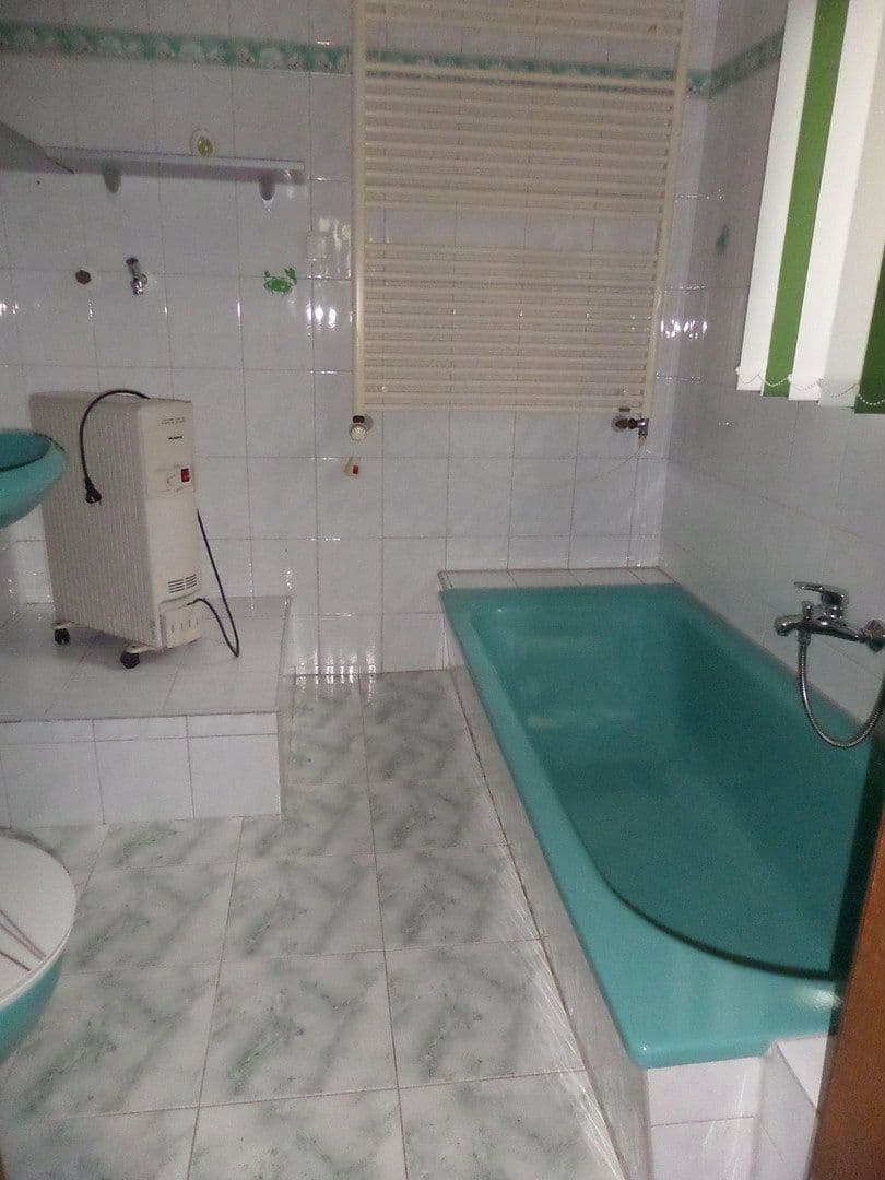Prodej domu 160 m², pozemek 879 m², Schwarzheide, Braniborsko Prodej domu 160 m², pozemek 879 m², Schwarzheide, Braniborsko