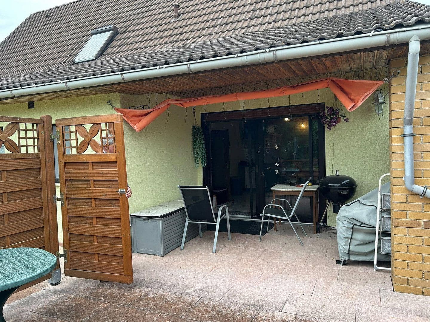 Prodej domu 160 m², pozemek 879 m², Schwarzheide, Braniborsko Prodej domu 160 m², pozemek 879 m², Schwarzheide, Braniborsko