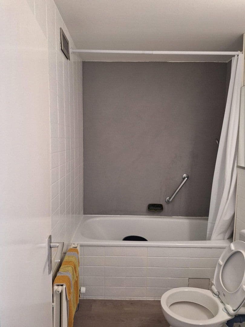Pronájem bytu 1+1 36 m², Diekseepromenade 2, Malente, Šlesvicko-Holštýnsko Pronájem bytu 1+1 36 m², Diekseepromenade 2, Malente, Šlesvicko-Holštýnsko