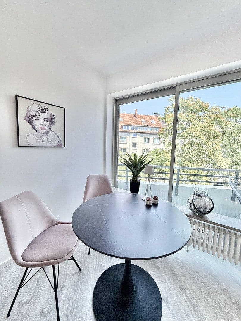 Prodej bytu 2+1 38 m², Golzheimer Straße 129, Düsseldorf, Severní Porýní-Vestfálsko Prodej bytu 2+1 38 m², Golzheimer Straße 129, Düsseldorf, Severní Porýní-Vestfálsko