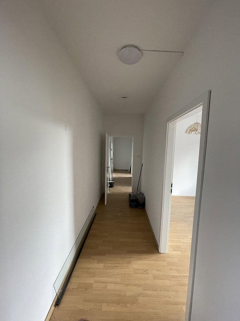Pronájem bytu 3+1 68 m², Kniestraße 37, Hannover, Dolní Sasko Pronájem bytu 3+1 68 m², Kniestraße 37, Hannover, Dolní Sasko