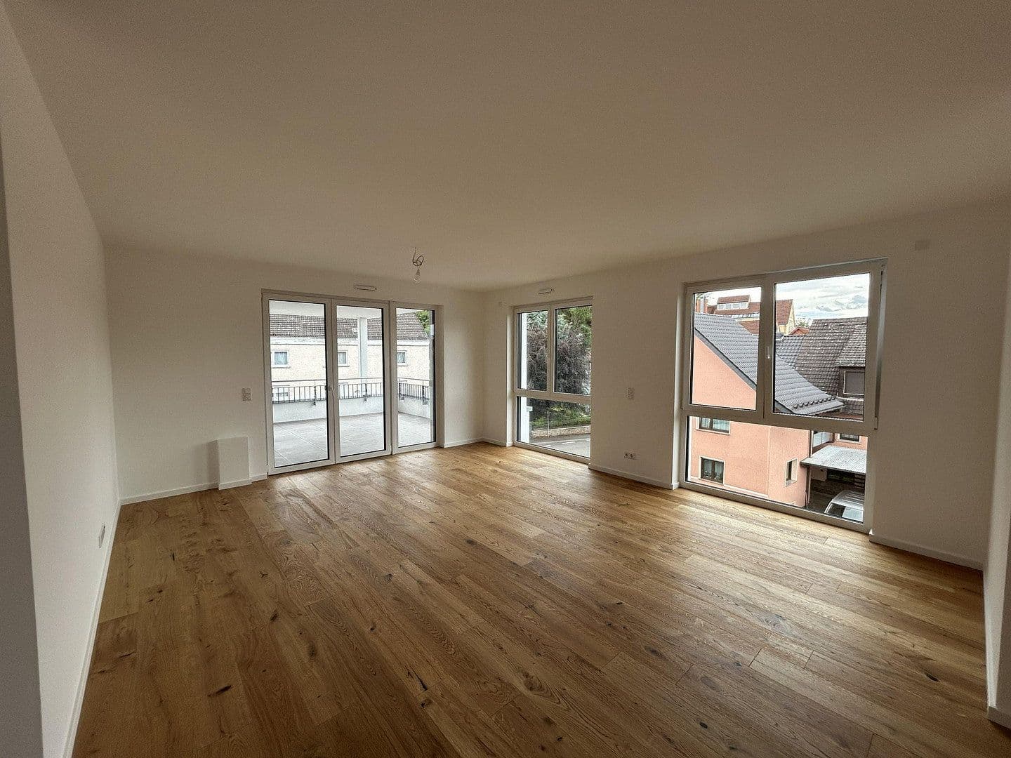 Prodej bytu 3+1 128 m², Alzenau, Bavorsko Prodej bytu 3+1 128 m², Alzenau, Bavorsko