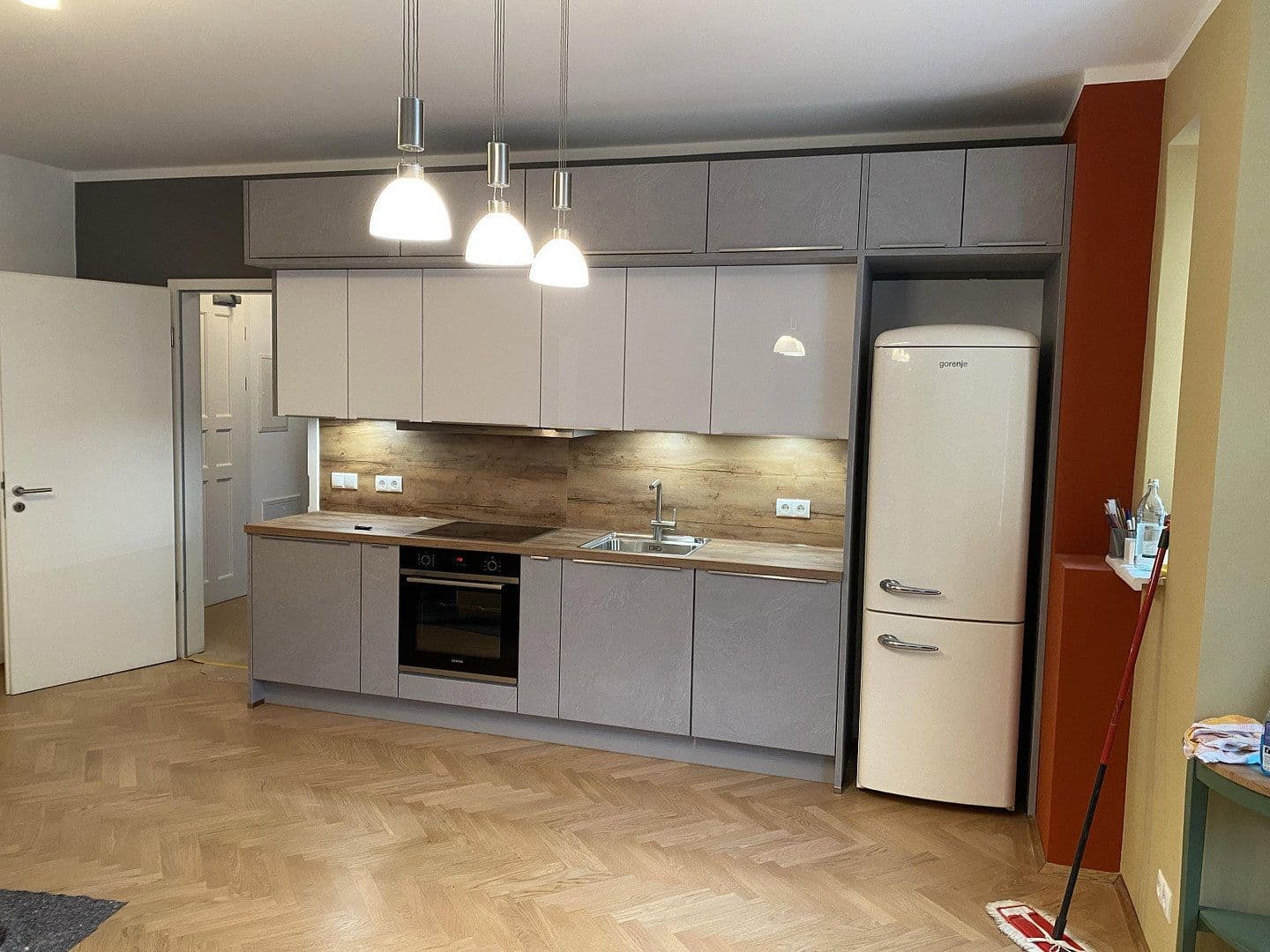Pronájem bytu 2+1 62 m², Donnersbergerstr. 10, München, Bavorsko Pronájem bytu 2+1 62 m², Donnersbergerstr. 10, München, Bavorsko