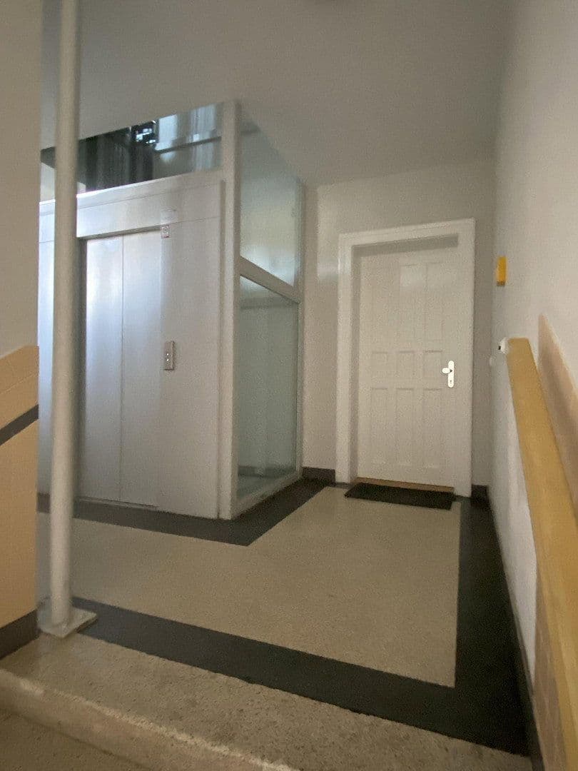 Pronájem bytu 2+1 62 m², Donnersbergerstr. 10, München, Bavorsko Pronájem bytu 2+1 62 m², Donnersbergerstr. 10, München, Bavorsko