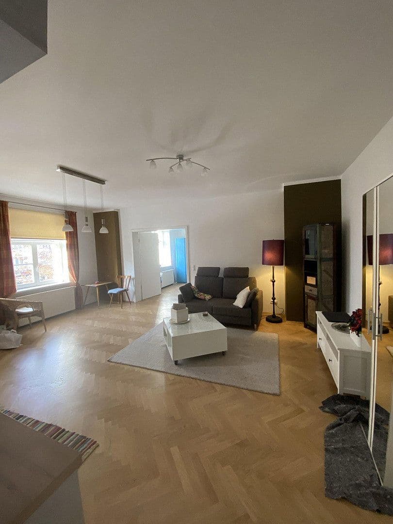 Pronájem bytu 2+1 62 m², Donnersbergerstr. 10, München, Bavorsko Pronájem bytu 2+1 62 m², Donnersbergerstr. 10, München, Bavorsko