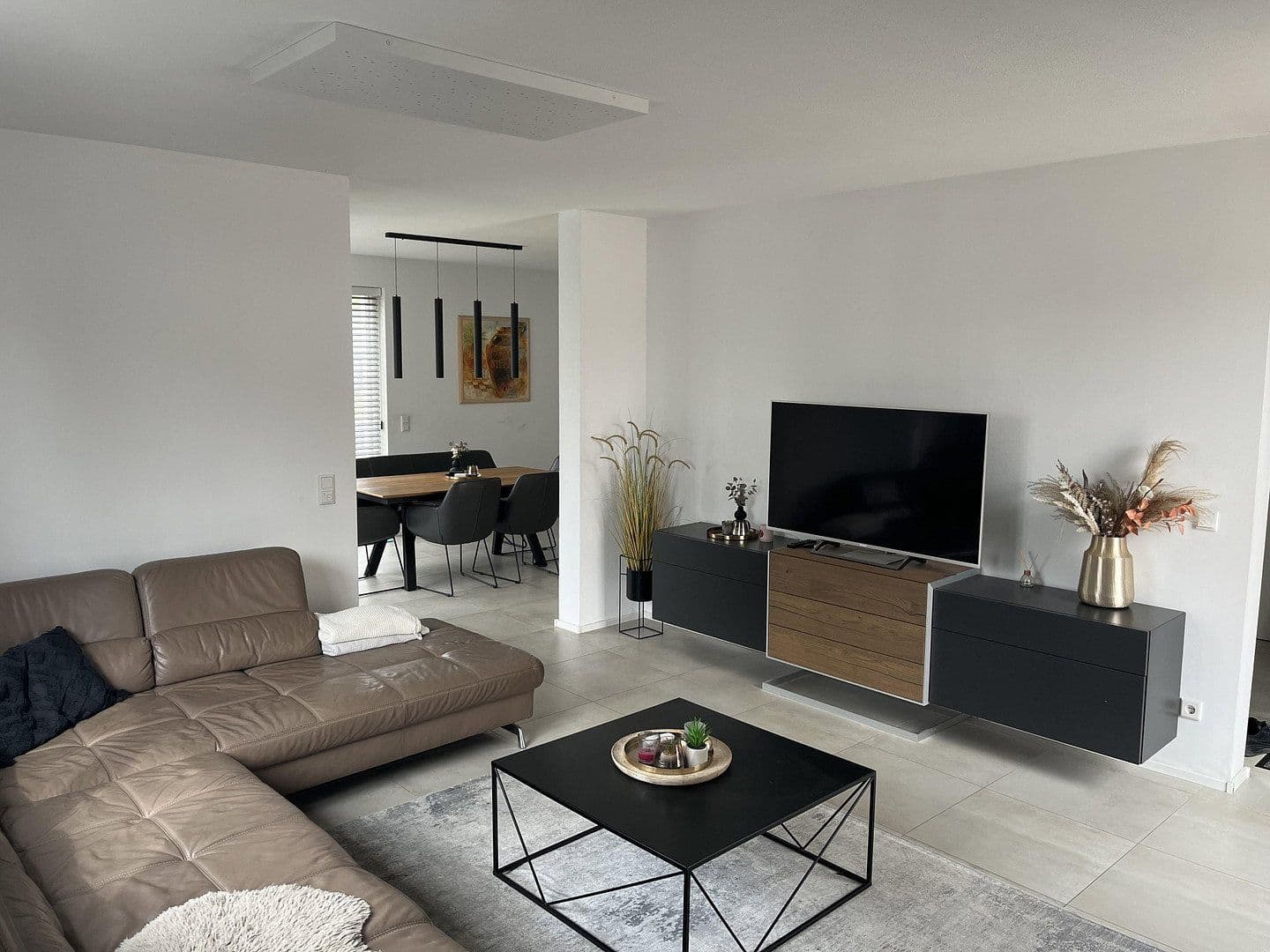 Prodej domu 135 m², pozemek 390 m², Ernst-Kunz Straße 96, Ludwigshafen am Rhein, Porýní-Falc Prodej domu 135 m², pozemek 390 m², Ernst-Kunz Straße 96, Ludwigshafen am Rhein, Porýní-Falc