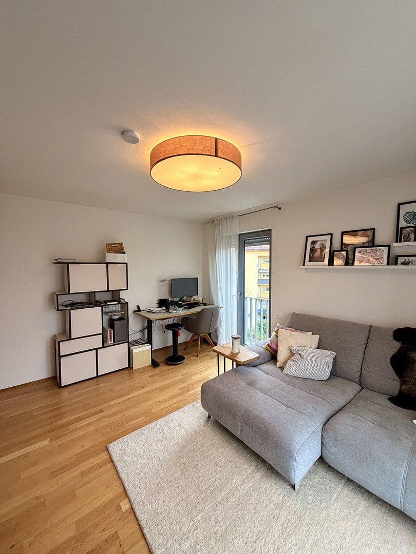 Pronájem bytu 4+1 102 m², Herrnstr 33, Fürth, Bavorsko Pronájem bytu 4+1 102 m², Herrnstr 33, Fürth, Bavorsko