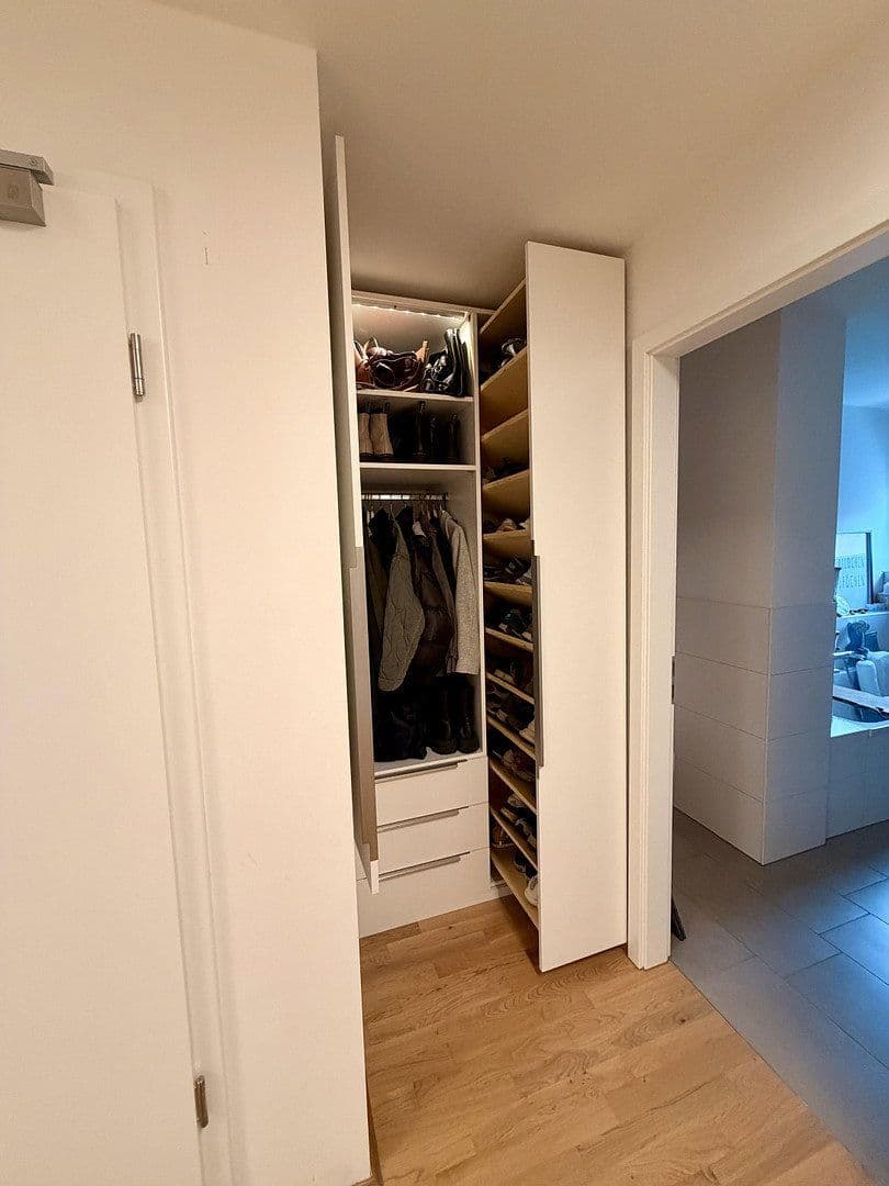 Pronájem bytu 4+1 102 m², Herrnstr 33, Fürth, Bavorsko Pronájem bytu 4+1 102 m², Herrnstr 33, Fürth, Bavorsko