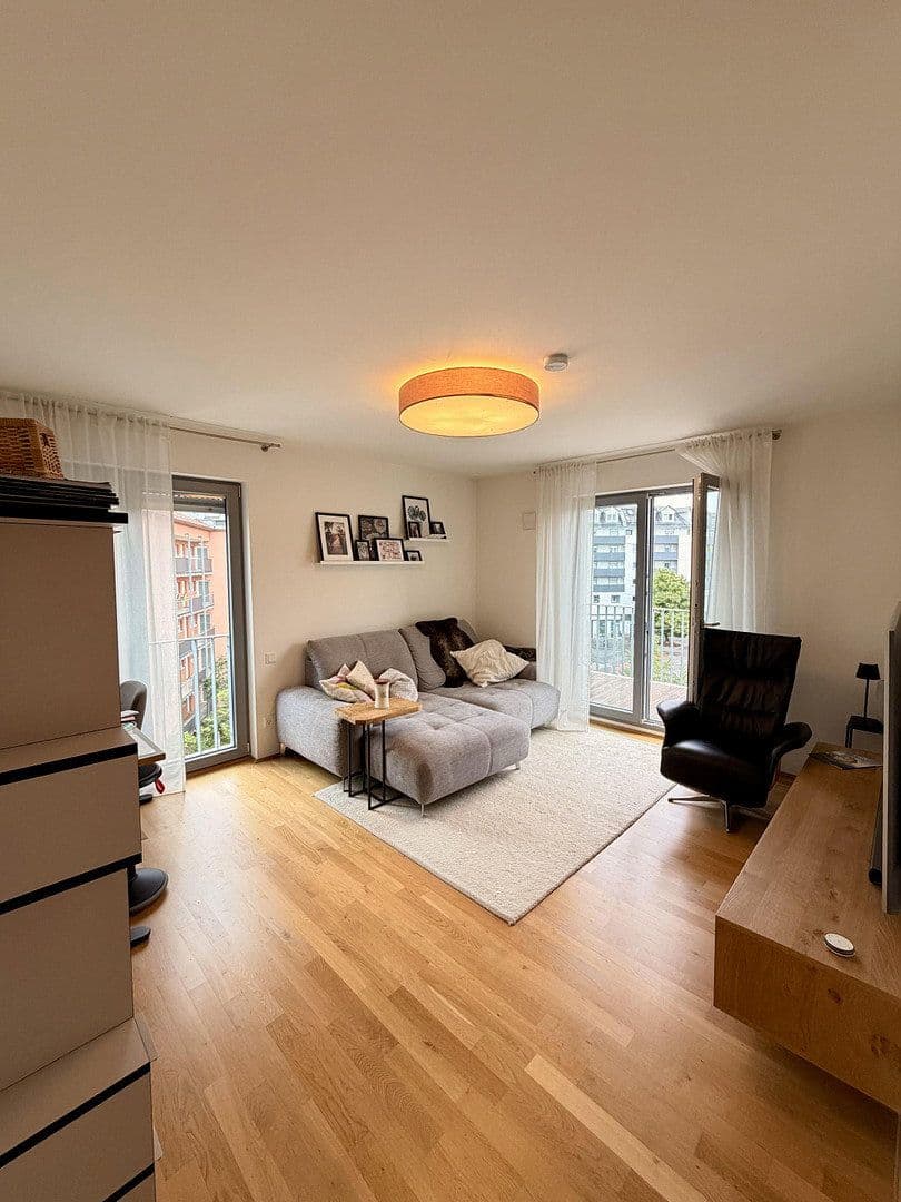 Pronájem bytu 4+1 102 m², Herrnstr 33, Fürth, Bavorsko Pronájem bytu 4+1 102 m², Herrnstr 33, Fürth, Bavorsko
