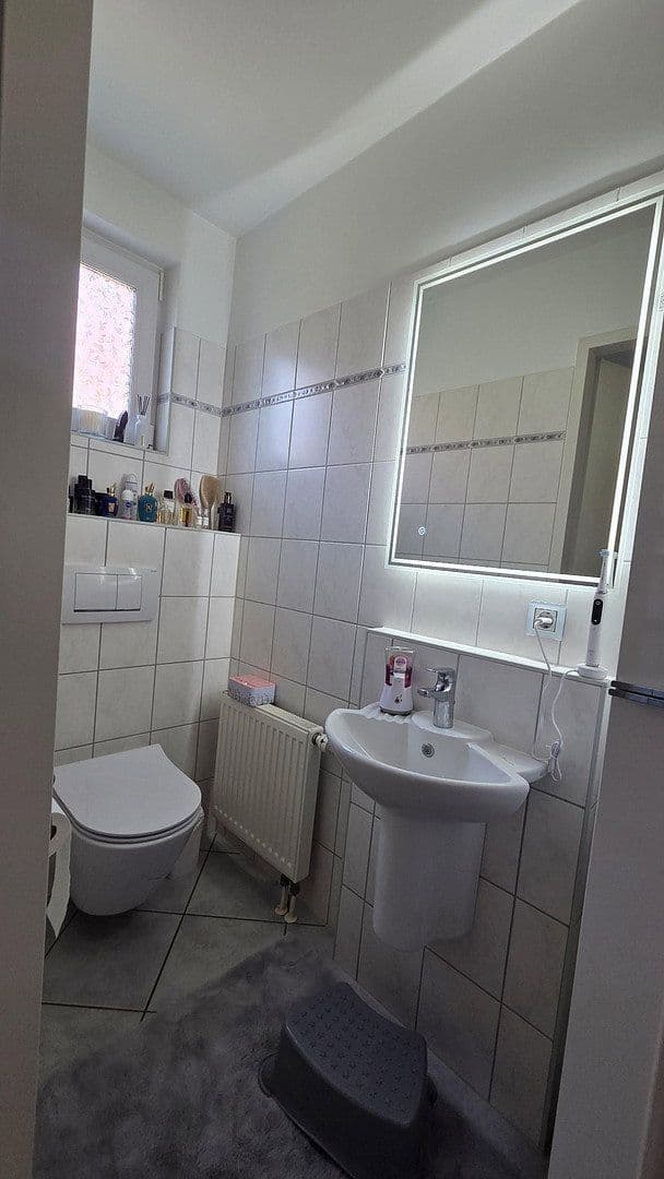 Prodej domu 120 m², pozemek 184 m², Barsbüttel, Šlesvicko-Holštýnsko Prodej domu 120 m², pozemek 184 m², Barsbüttel, Šlesvicko-Holštýnsko