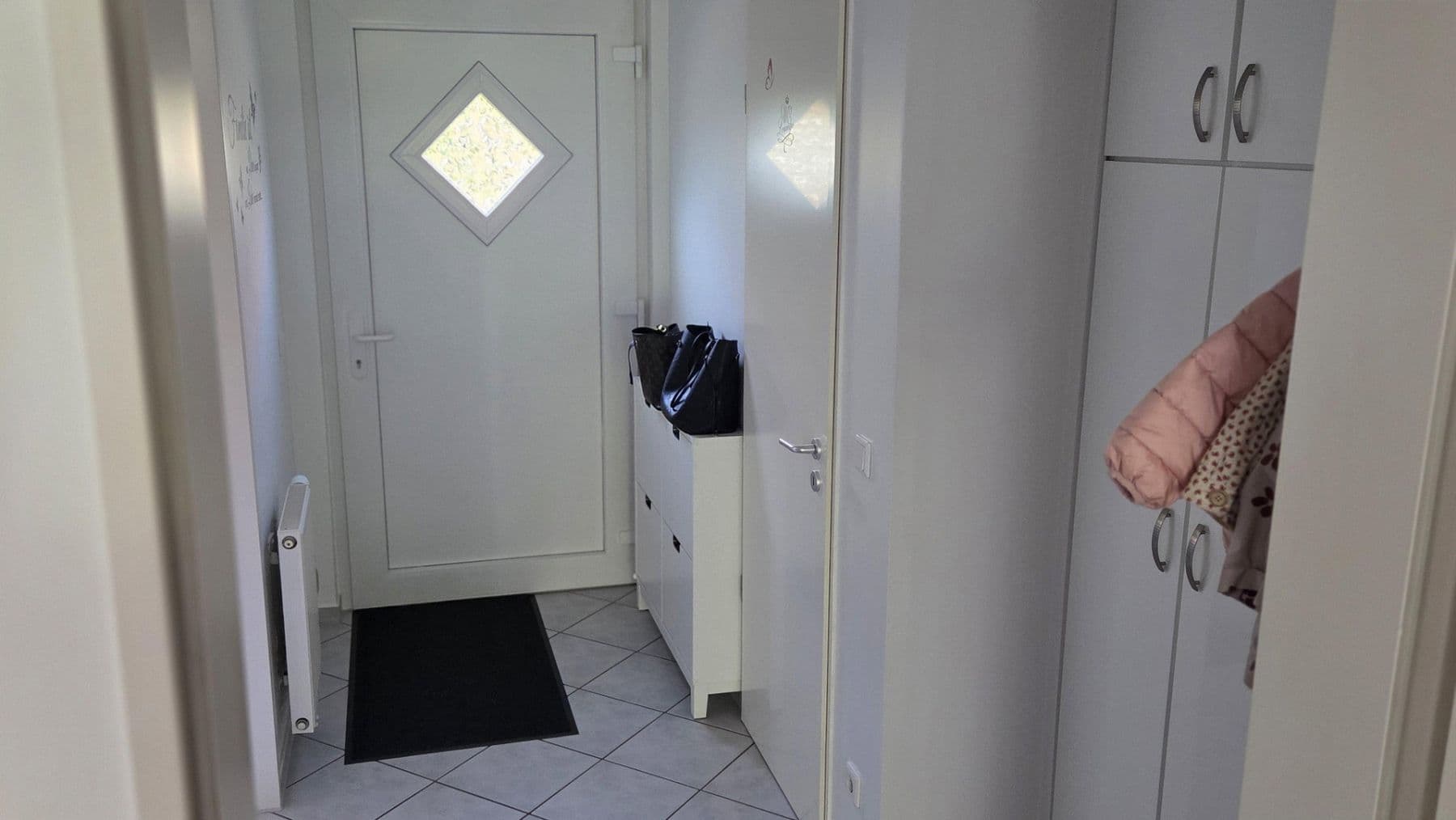 Prodej domu 120 m², pozemek 184 m², Barsbüttel, Šlesvicko-Holštýnsko Prodej domu 120 m², pozemek 184 m², Barsbüttel, Šlesvicko-Holštýnsko