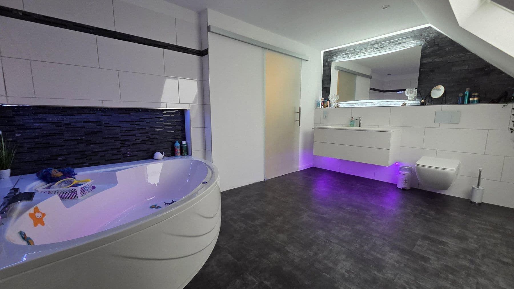 Prodej domu 120 m², pozemek 184 m², Barsbüttel, Šlesvicko-Holštýnsko Prodej domu 120 m², pozemek 184 m², Barsbüttel, Šlesvicko-Holštýnsko