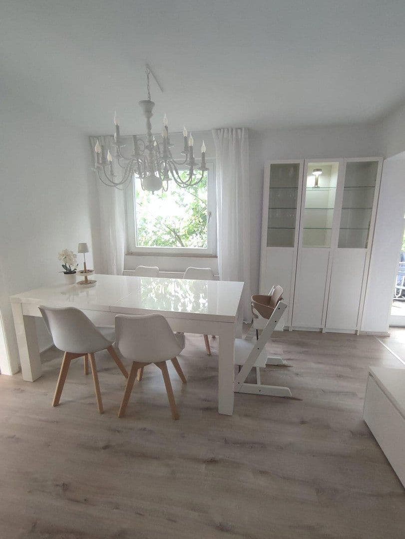 Pronájem domu 105 m², pozemek 300 m², Gartenstr. 63, Bensheim, Hessen Pronájem domu 105 m², pozemek 300 m², Gartenstr. 63, Bensheim, Hessen