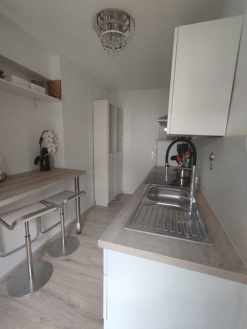 Pronájem domu 105 m², pozemek 300 m², Gartenstr. 63, Bensheim, Hessen Pronájem domu 105 m², pozemek 300 m², Gartenstr. 63, Bensheim, Hessen