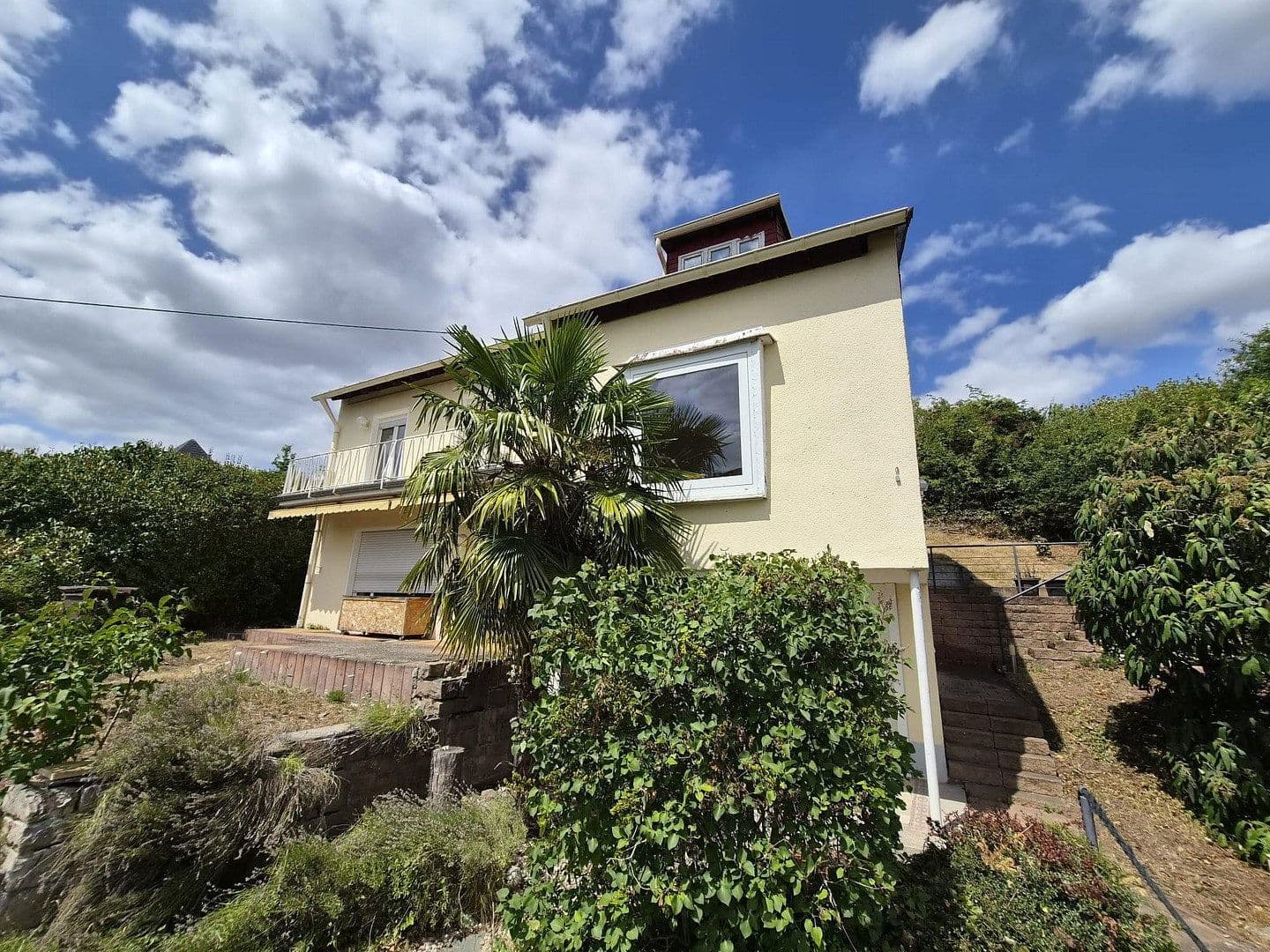 Prodej domu 160 m², pozemek 915 m², Maler-Müller-Straße 38, Bad Kreuznach, Porýní-Falc Prodej domu 160 m², pozemek 915 m², Maler-Müller-Straße 38, Bad Kreuznach, Porýní-Falc