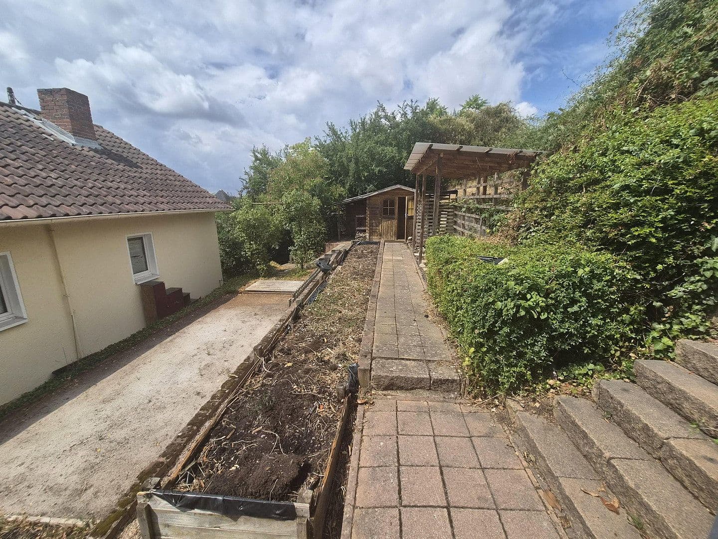Prodej domu 160 m², pozemek 915 m², Maler-Müller-Straße 38, Bad Kreuznach, Porýní-Falc Prodej domu 160 m², pozemek 915 m², Maler-Müller-Straße 38, Bad Kreuznach, Porýní-Falc
