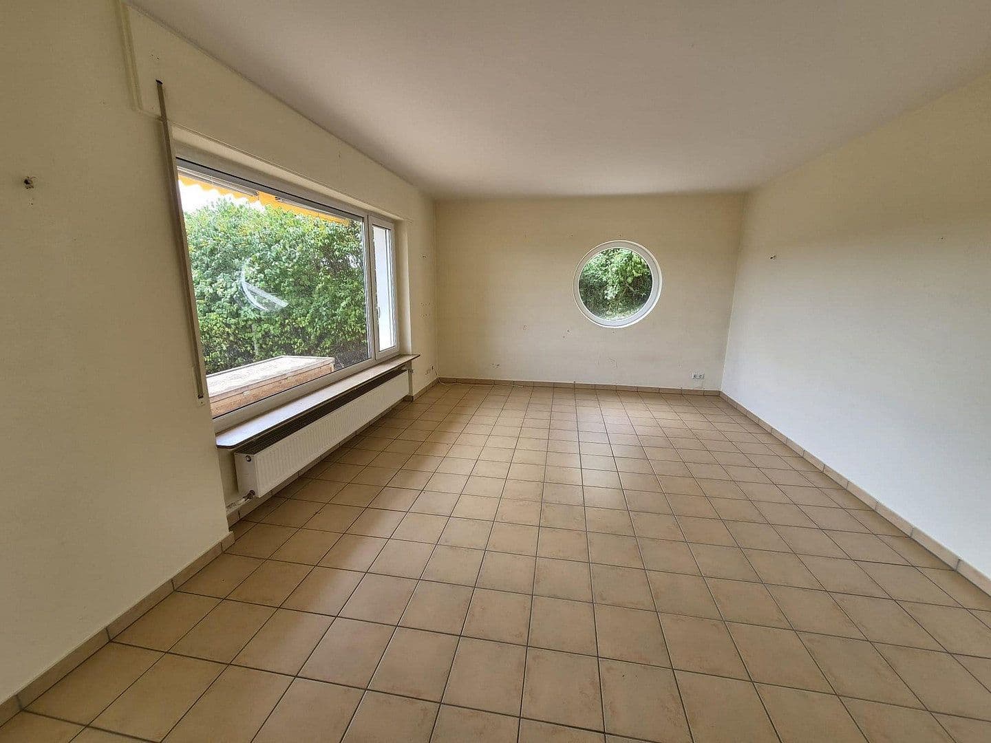 Prodej domu 160 m², pozemek 915 m², Maler-Müller-Straße 38, Bad Kreuznach, Porýní-Falc Prodej domu 160 m², pozemek 915 m², Maler-Müller-Straße 38, Bad Kreuznach, Porýní-Falc