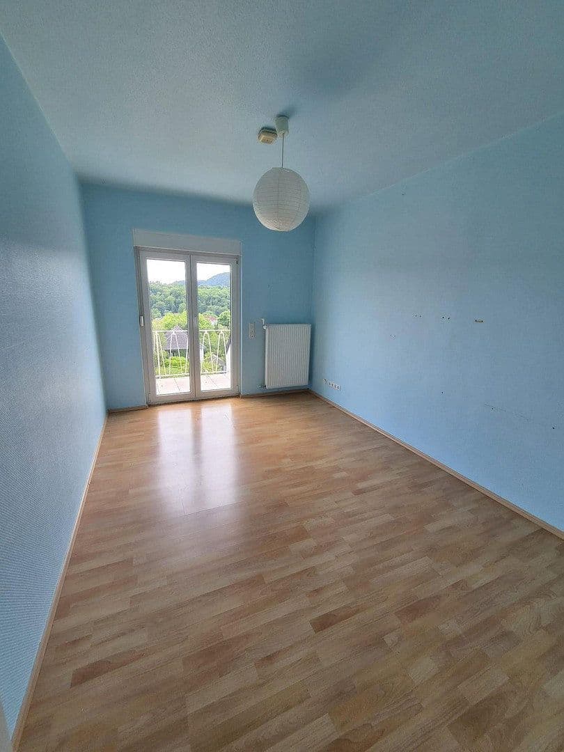 Prodej domu 160 m², pozemek 915 m², Maler-Müller-Straße 38, Bad Kreuznach, Porýní-Falc Prodej domu 160 m², pozemek 915 m², Maler-Müller-Straße 38, Bad Kreuznach, Porýní-Falc