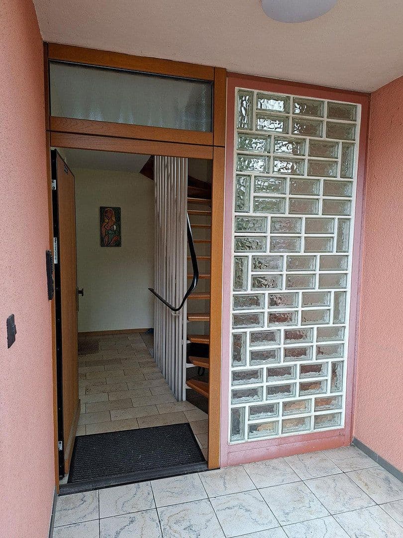 Prodej domu 145 m², pozemek 700 m², Osterburken, Bádensko-Württembersko Prodej domu 145 m², pozemek 700 m², Osterburken, Bádensko-Württembersko