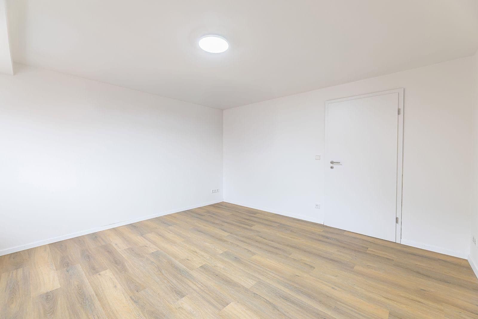 Pronájem bytu 2+1 49 m², Wilhelmstraße, Nürnberg, Bavorsko Pronájem bytu 2+1 49 m², Wilhelmstraße, Nürnberg, Bavorsko