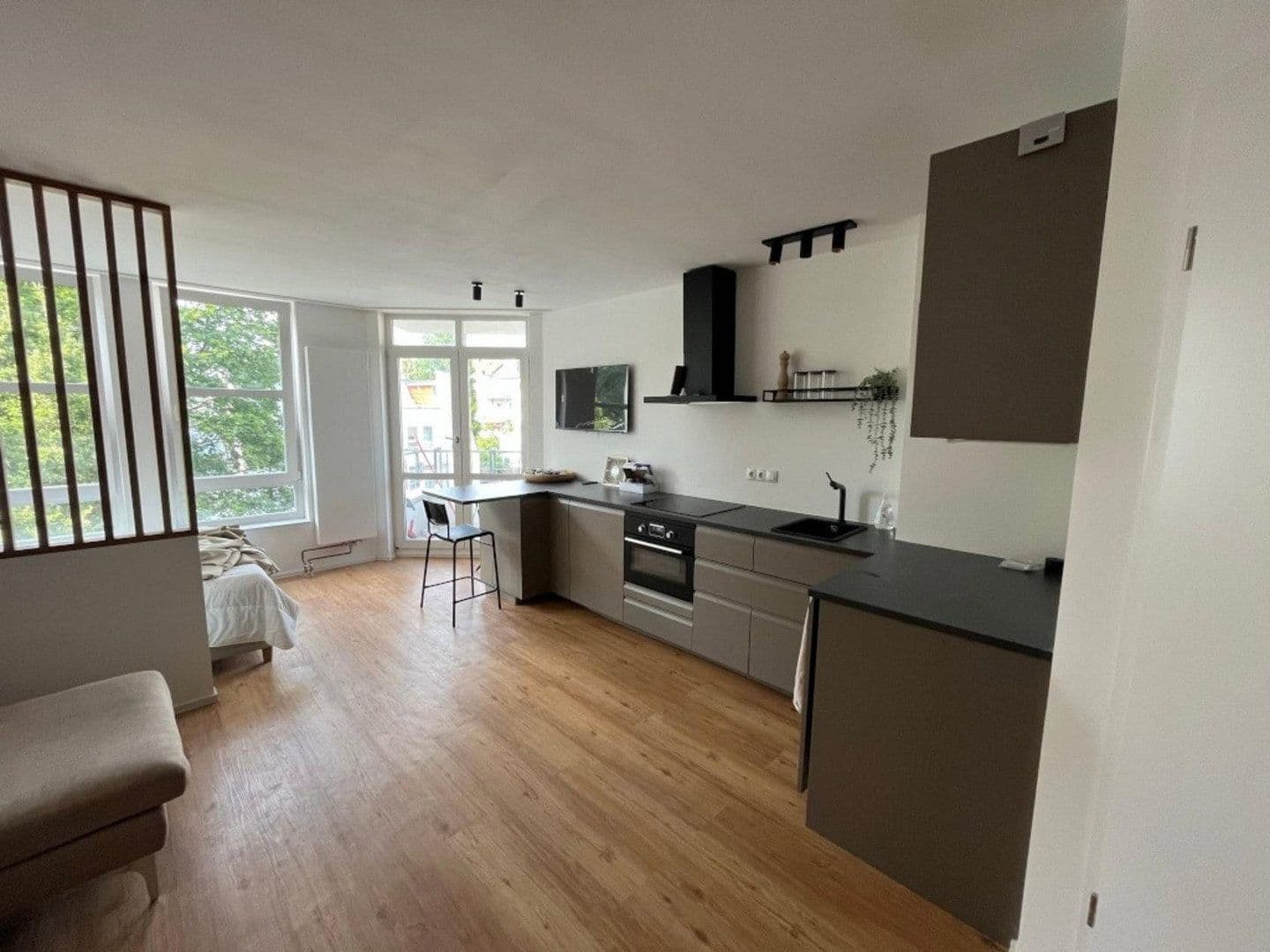 Pronájem bytu 1+1 36 m², Wachsbleiche 10, Bonn, Severní Porýní-Vestfálsko Pronájem bytu 1+1 36 m², Wachsbleiche 10, Bonn, Severní Porýní-Vestfálsko