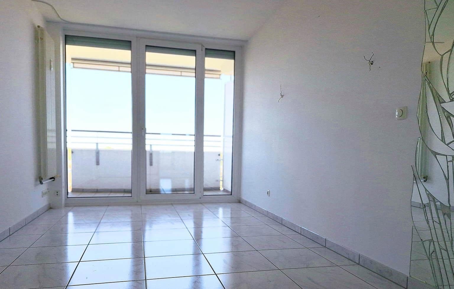 Prodej bytu 3+1 91 m², Johann-Strauß-Straße 4, Unterhaching, Bavorsko Prodej bytu 3+1 91 m², Johann-Strauß-Straße 4, Unterhaching, Bavorsko