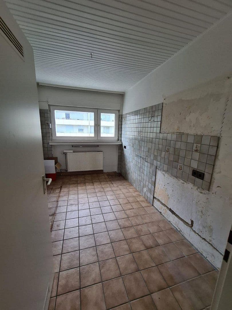 Prodej bytu 3+1 80 m², Wuppertal, Severní Porýní-Vestfálsko Prodej bytu 3+1 80 m², Wuppertal, Severní Porýní-Vestfálsko