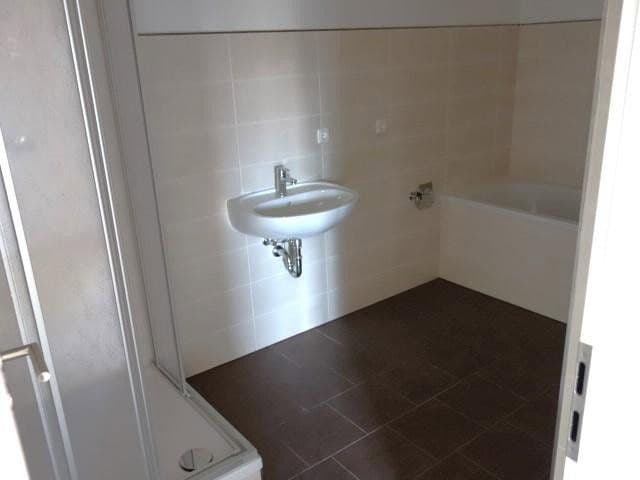 Pronájem domu 146 m², pozemek 50 m², Magdeburg, Sasko-Anhaltsko Pronájem domu 146 m², pozemek 50 m², Magdeburg, Sasko-Anhaltsko