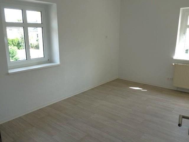Pronájem domu 146 m², pozemek 50 m², Magdeburg, Sasko-Anhaltsko Pronájem domu 146 m², pozemek 50 m², Magdeburg, Sasko-Anhaltsko