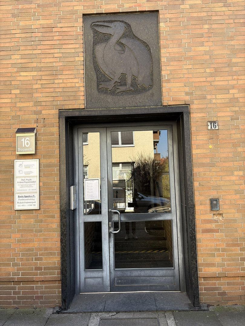 Pronájem bytu 2+1 52 m², Trojanstraße 16, Hannover, Dolní Sasko Pronájem bytu 2+1 52 m², Trojanstraße 16, Hannover, Dolní Sasko