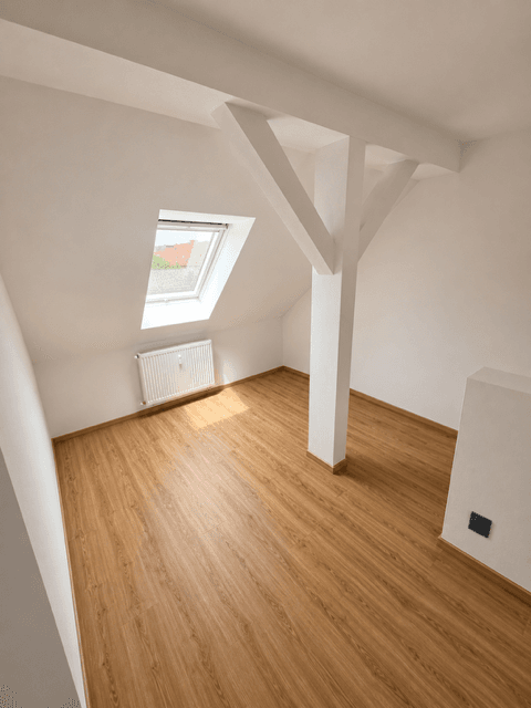 Pronájem bytu 2+1 52 m², Trojanstraße 16, Hannover, Dolní Sasko Pronájem bytu 2+1 52 m², Trojanstraße 16, Hannover, Dolní Sasko