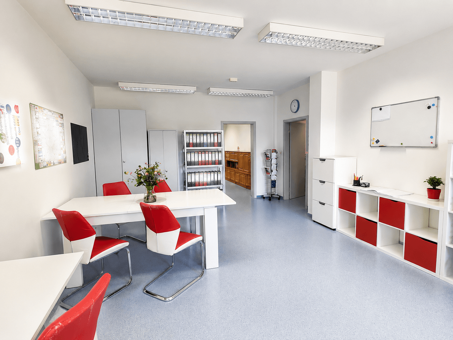 Pronájem kanceláře 132 m², Waltershäuser Straße 21, Gotha, Durynsko Pronájem kanceláře 132 m², Waltershäuser Straße 21, Gotha, Durynsko