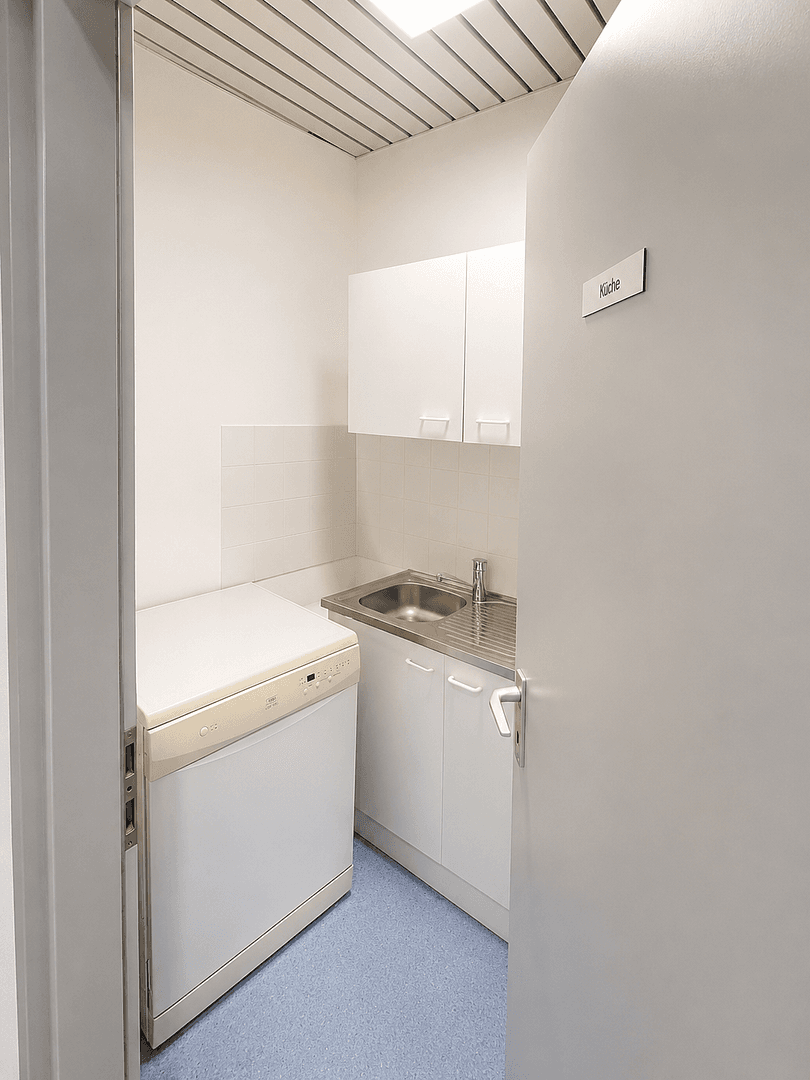 Pronájem kanceláře 132 m², Waltershäuser Straße 21, Gotha, Durynsko Pronájem kanceláře 132 m², Waltershäuser Straße 21, Gotha, Durynsko