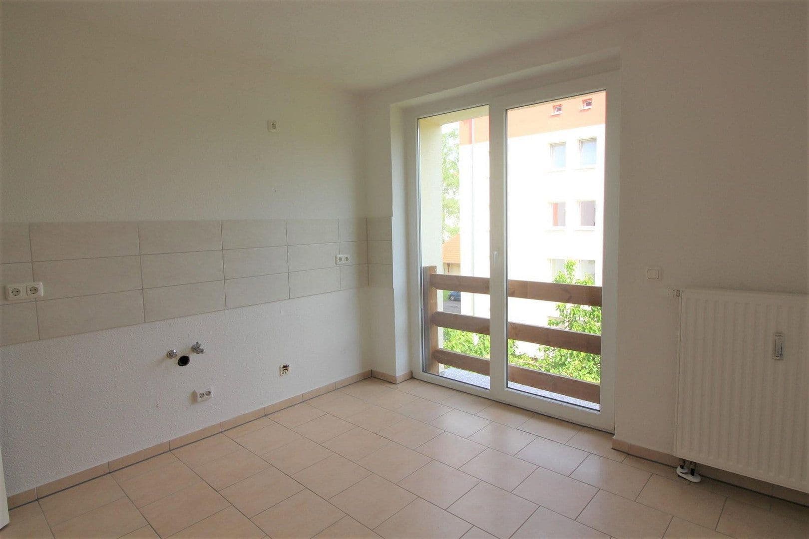 Pronájem bytu 2+1 51 m², Magdeburg, Sasko-Anhaltsko Pronájem bytu 2+1 51 m², Magdeburg, Sasko-Anhaltsko