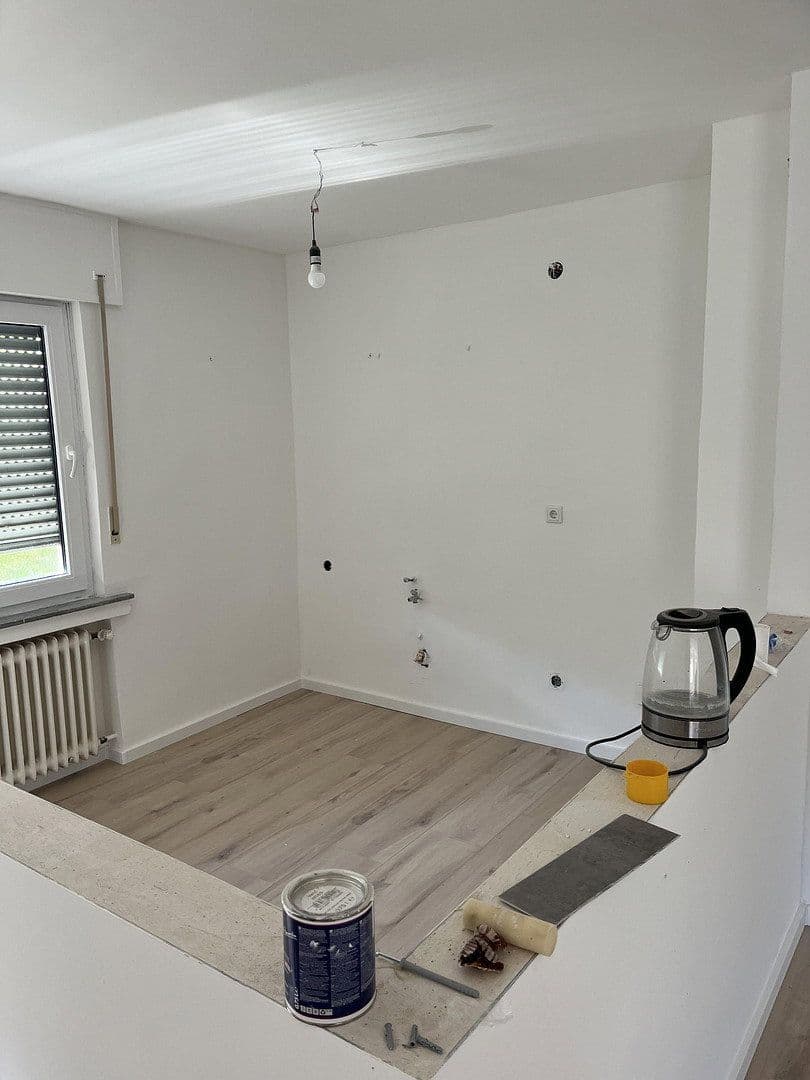 Prodej domu 140 m², pozemek 1.930 m², Hauptstraße 2, Hönningen, Porýní-Falc Prodej domu 140 m², pozemek 1.930 m², Hauptstraße 2, Hönningen, Porýní-Falc