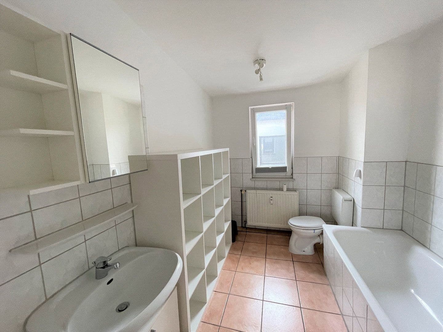 Pronájem bytu 1+1 40 m², Herforder Straße 209, Bielefeld, Severní Porýní-Vestfálsko Pronájem bytu 1+1 40 m², Herforder Straße 209, Bielefeld, Severní Porýní-Vestfálsko