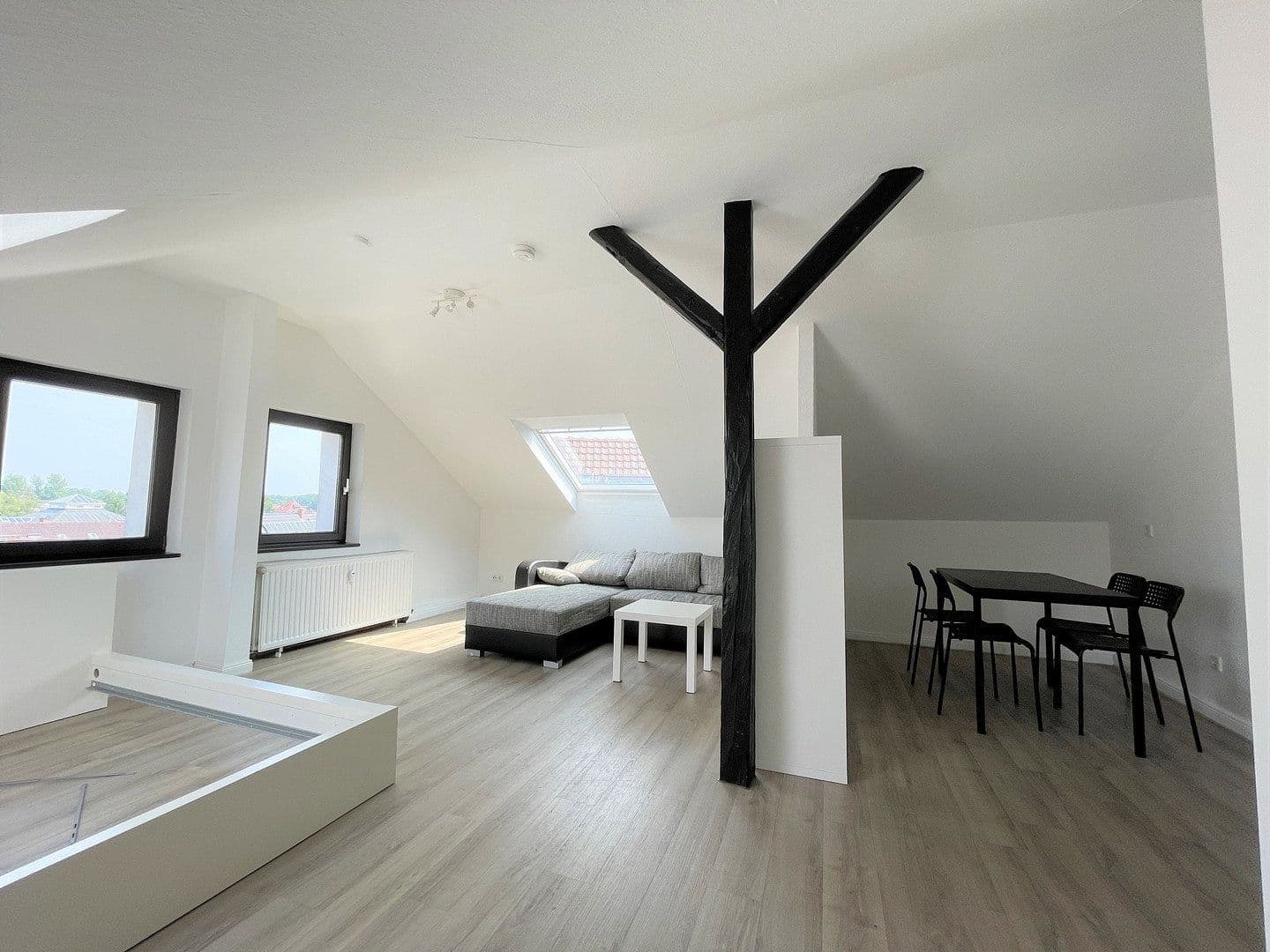 Pronájem bytu 1+1 40 m², Herforder Straße 209, Bielefeld, Severní Porýní-Vestfálsko Pronájem bytu 1+1 40 m², Herforder Straße 209, Bielefeld, Severní Porýní-Vestfálsko