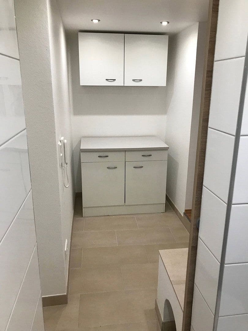 Pronájem bytu 2+kk 62 m², Karlsruhe, Bádensko-Württembersko Pronájem bytu 2+kk 62 m², Karlsruhe, Bádensko-Württembersko