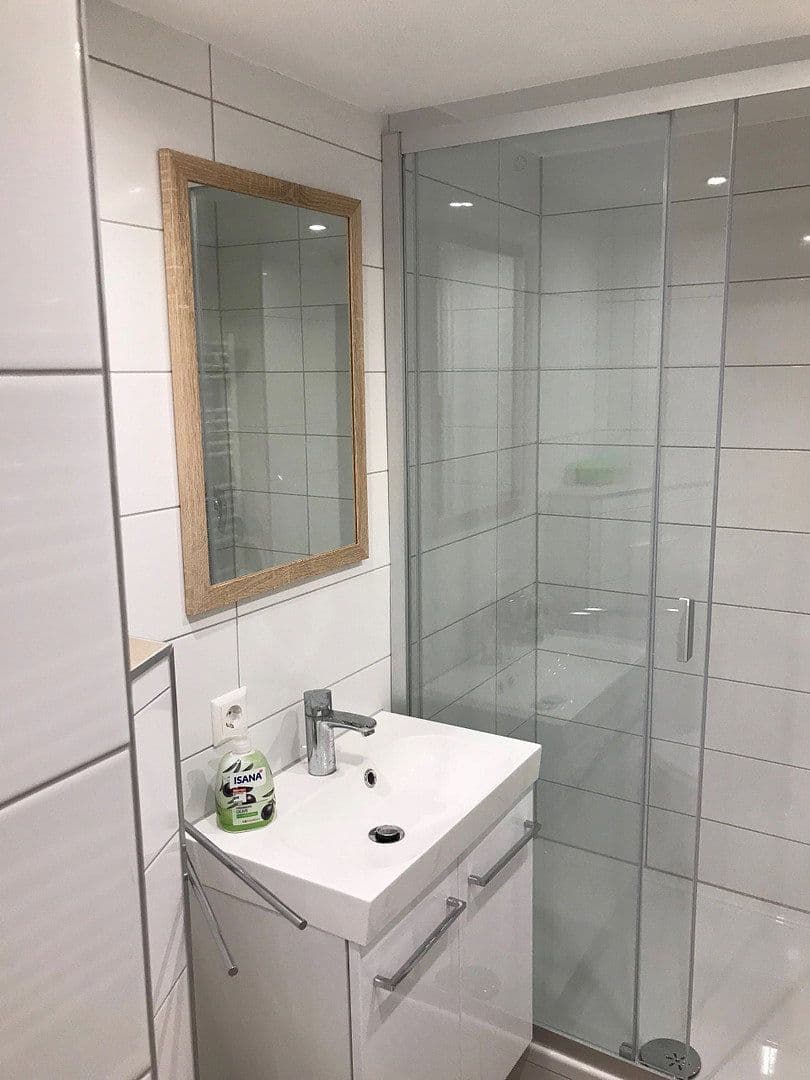 Pronájem bytu 2+kk 62 m², Karlsruhe, Bádensko-Württembersko Pronájem bytu 2+kk 62 m², Karlsruhe, Bádensko-Württembersko