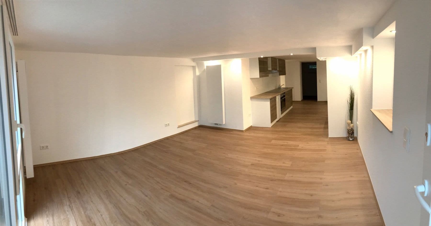 Pronájem bytu 2+kk 62 m², Karlsruhe, Bádensko-Württembersko Pronájem bytu 2+kk 62 m², Karlsruhe, Bádensko-Württembersko