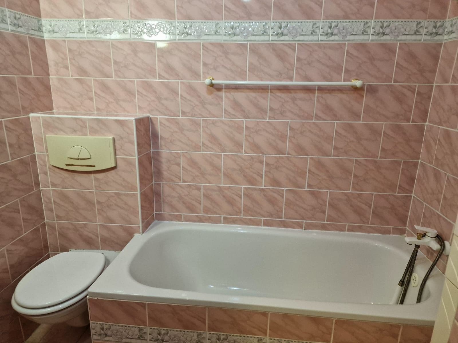 Prodej domu 166 m², pozemek 522 m², Morávkova, Praha, Praha Prodej domu 166 m², pozemek 522 m², Morávkova, Praha, Praha