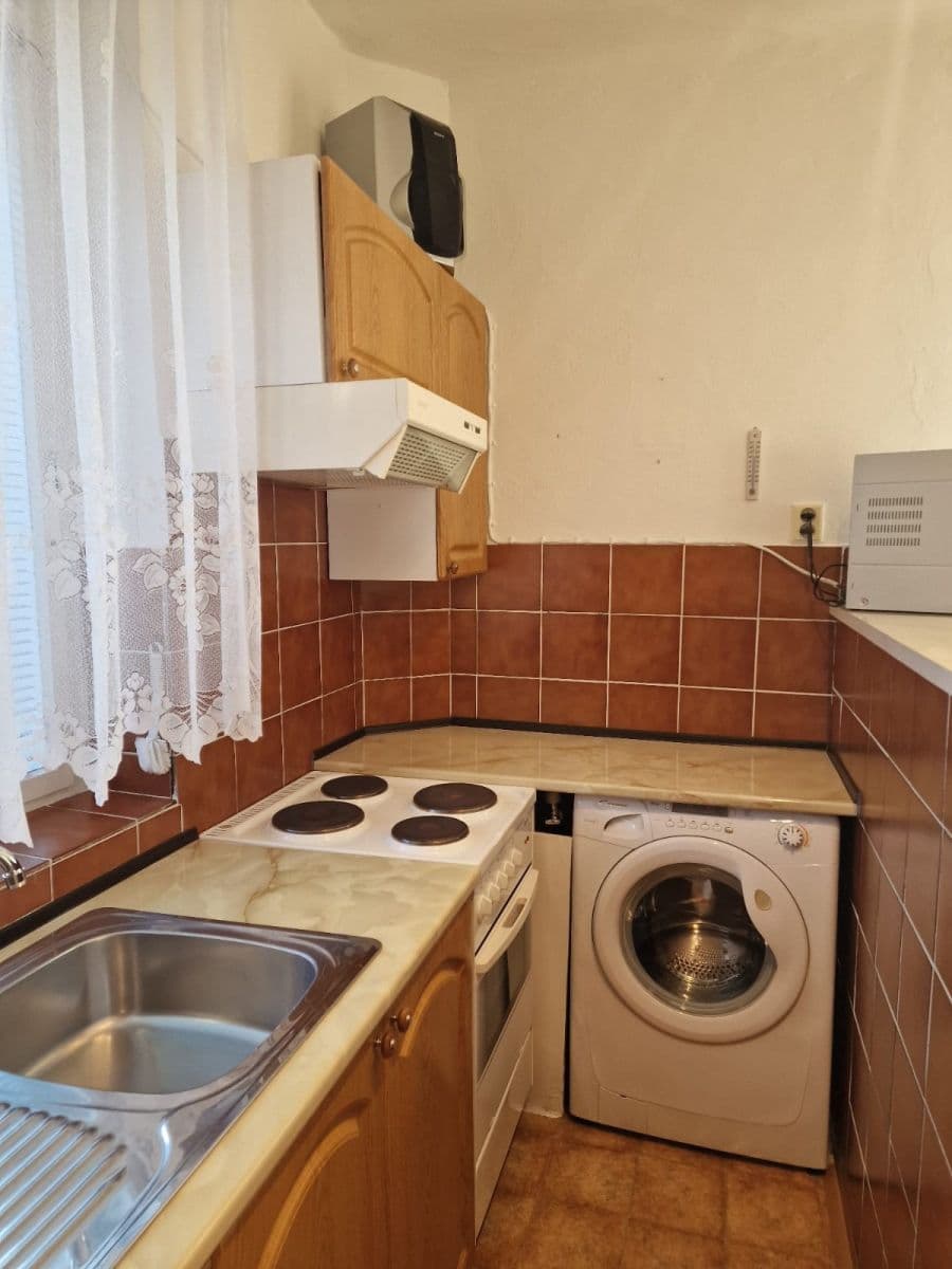 Prodej domu 166 m², pozemek 522 m², Morávkova, Praha, Praha Prodej domu 166 m², pozemek 522 m², Morávkova, Praha, Praha